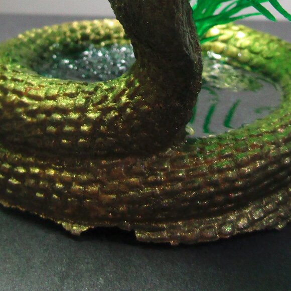 Aquarium Decoration - Gold Cobra Snake with Green Bushy Plant. - Picture 6 of 6